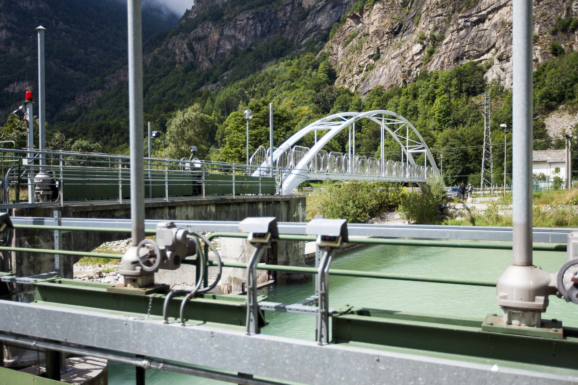 Centrale idroelettrica CVA a Zuino produzione energia elettrica verde 