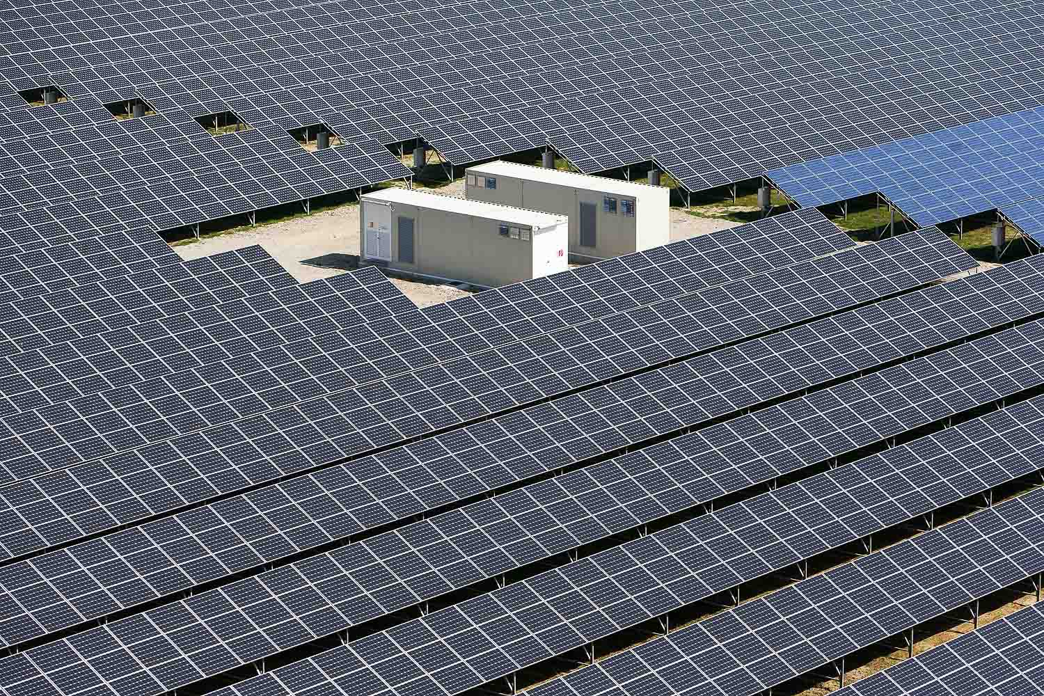 Impianto ricavare energia solare fotovoltaica rinnovabile Valenza Fornace